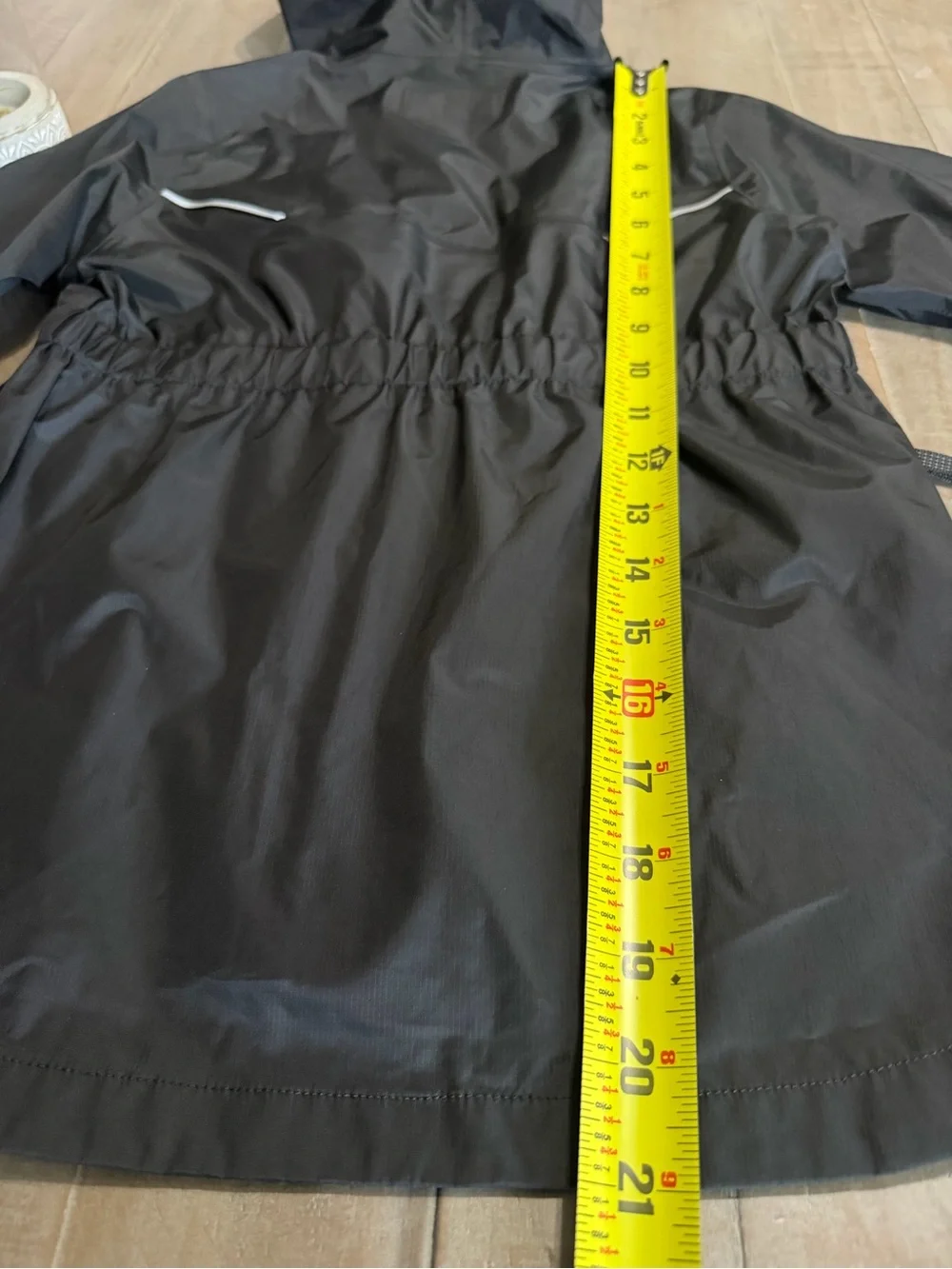 Patagonia Kids’ H2No Hooded Rain Jacket in Black, size XS (5–6) Unisex